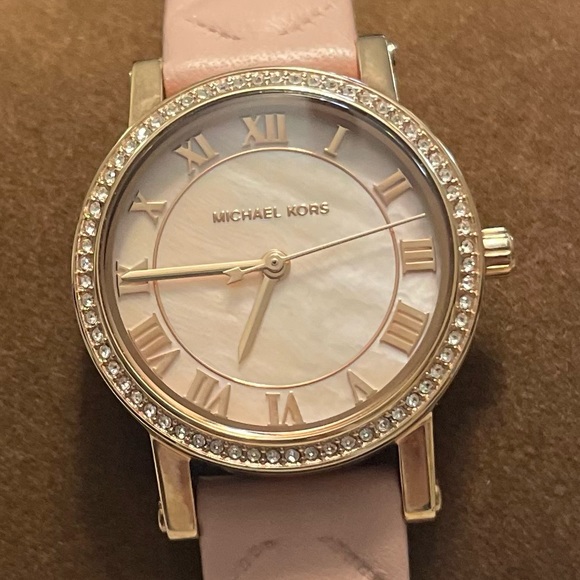 Michael Kors Women's Petite Norie Pink Leather Watch MK2683 - Picture 14 of 14